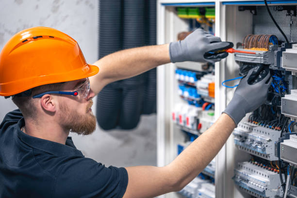 Best Circuit Breaker Repair  in Chadron, NE